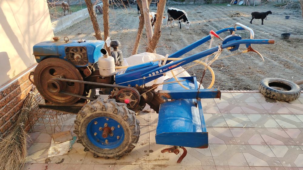 Мини трактор холати янги нархини келишамиз