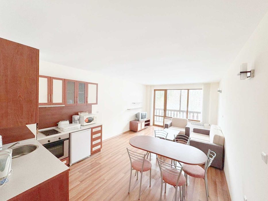 Продава се Тристаен апартамент в к.к. Пампорово - 102 кв.м за 589 €/кв.м - Снимка #3