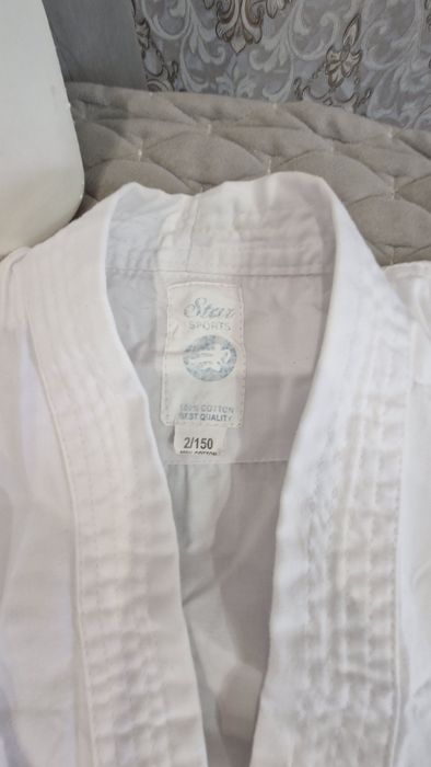 Продам кимоно детский