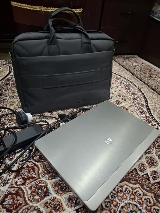Notebook hp сотилади