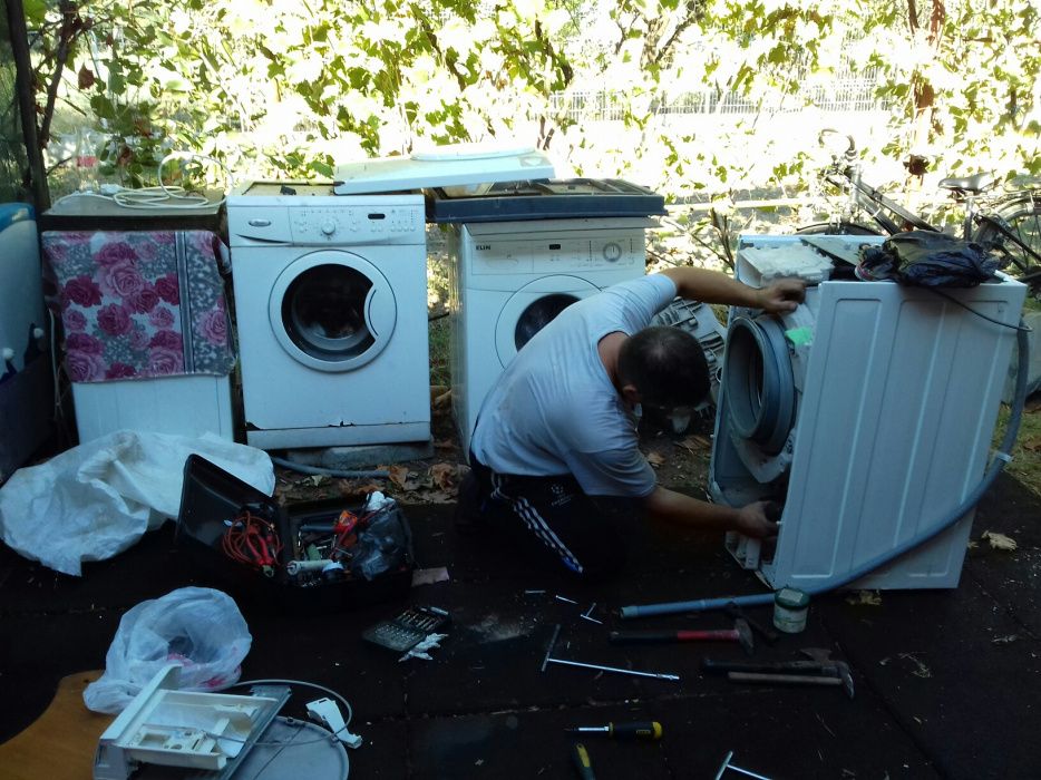 Reparați Maşini de Spălat şi Frigidere orice model 24/24