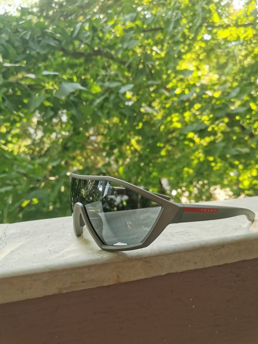 100%Оригинални слънчеви очила Prada Linea Rossa PS10US  (прада) SPS10