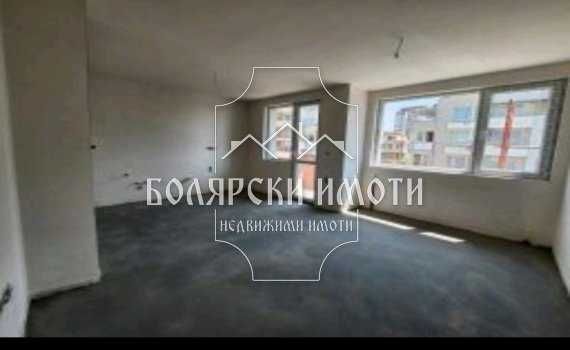Продава се Тристаен апартамент в Велико Търново, Колю Фичето - 90 кв.м за 1300 €/кв.м - Снимка #1