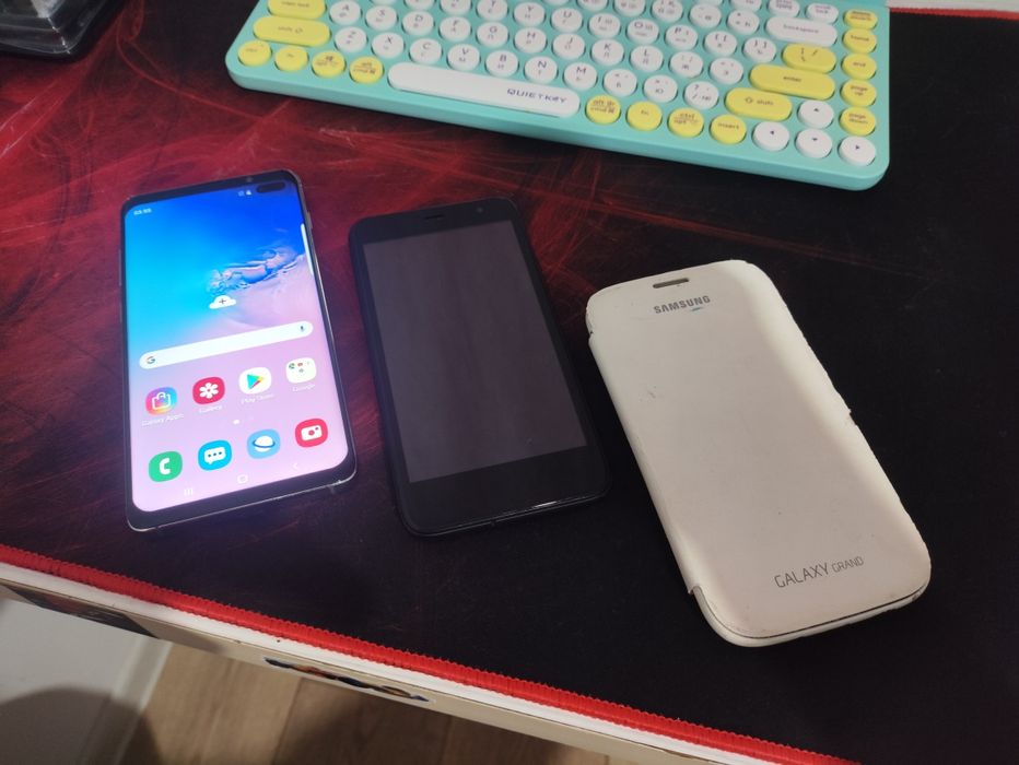 Смартфоны разные