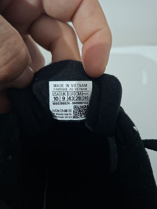 Reebok marimea 43