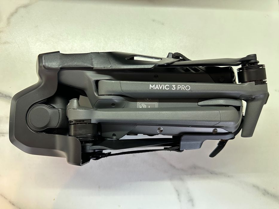 Dji mavic 3 pro combo
