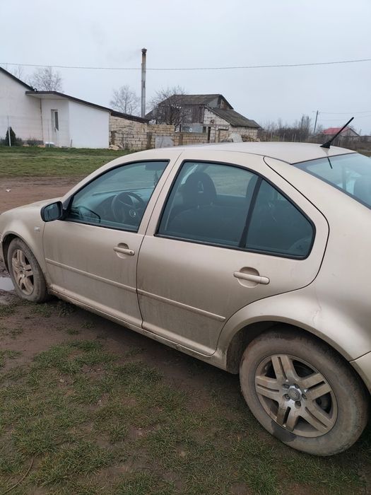 VOLKSWAGEN Bora 2001 — imagine 4