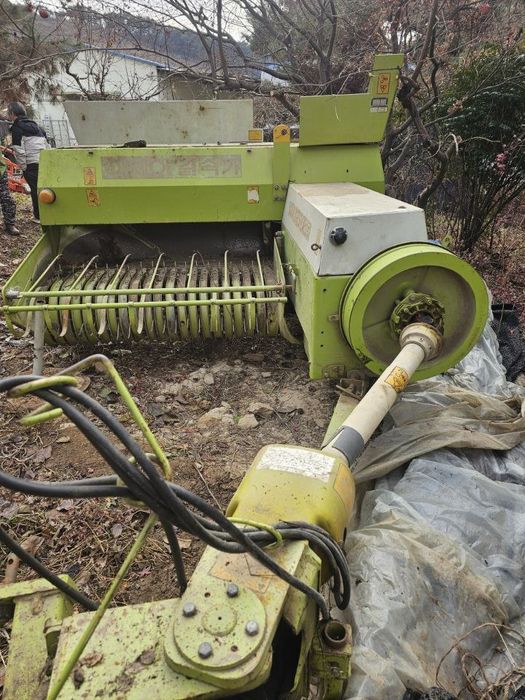 Uzb ishlamagan kareski claas 55