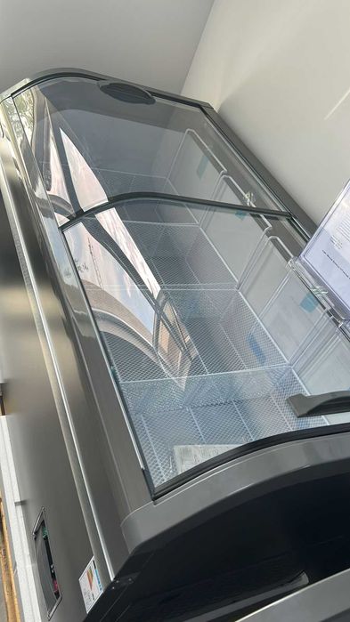 Акция Витринный холодильник