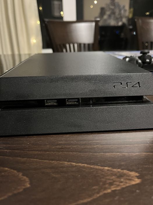 Playstation 4, 500 gb памет