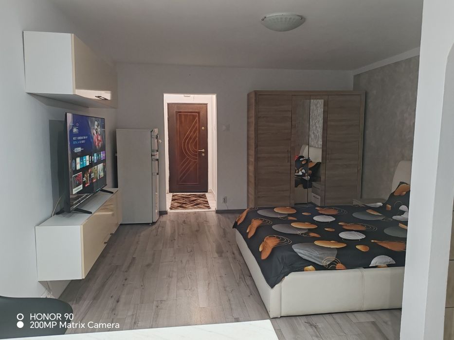 Închiriez Garsonieră Brazda Regim Hotelier