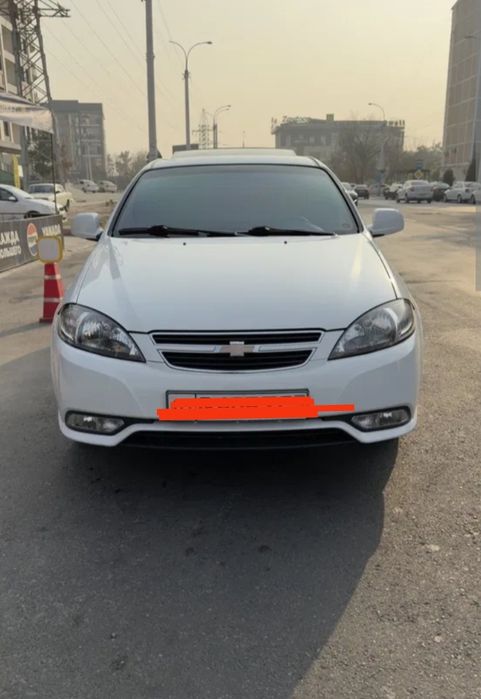 Jentra atvomat lyuki bor