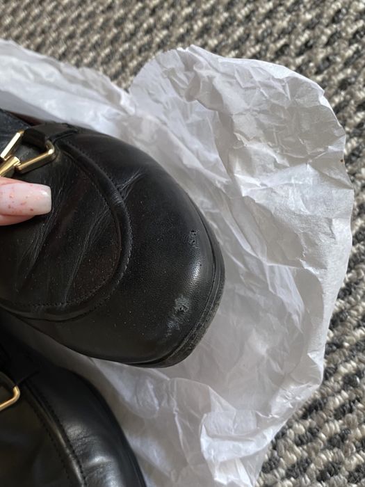 Продам лоферы zara