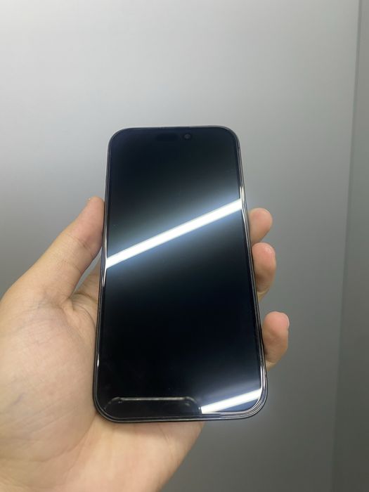 Продам IPhone 15 Pro