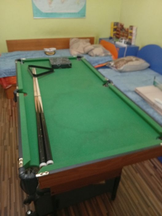 Билярдна маса...