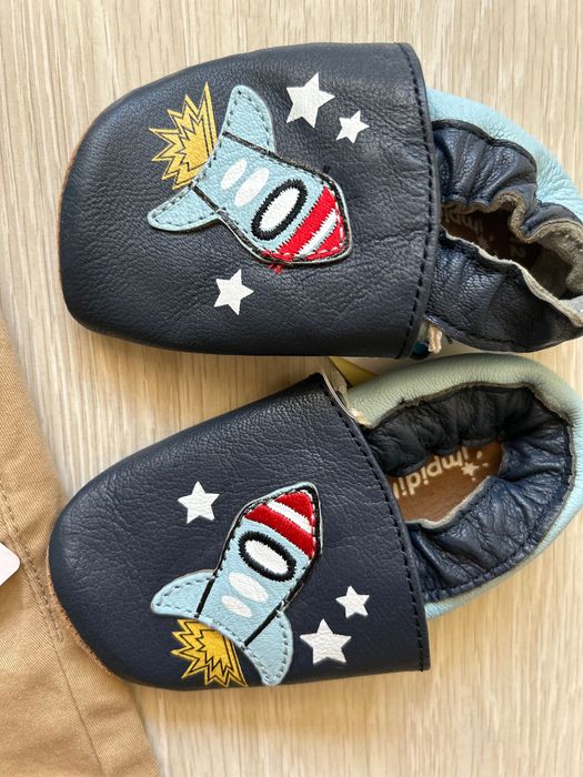 Нови панталонки Cubus 74см & нови кожени пантофки за бебе момче