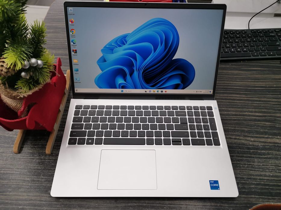 Laptop Dell  15 dc15250 i5-1334u  16gb 1tb (asus Lenovo msi hp)