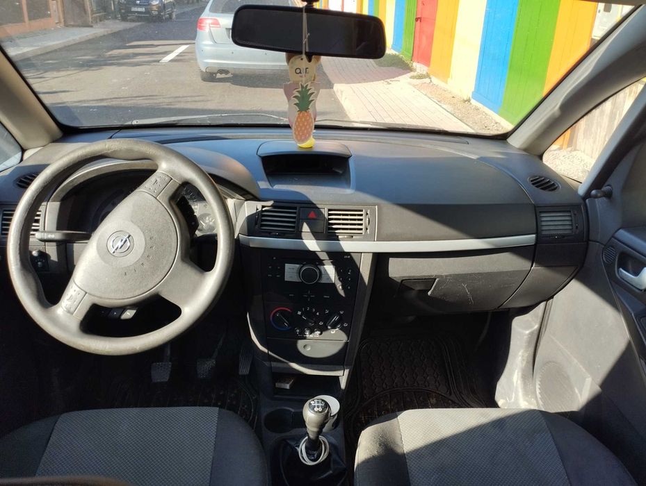 Se vinde . Opel Meriva