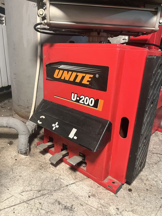 Продам шиномонтажный станок u-2000