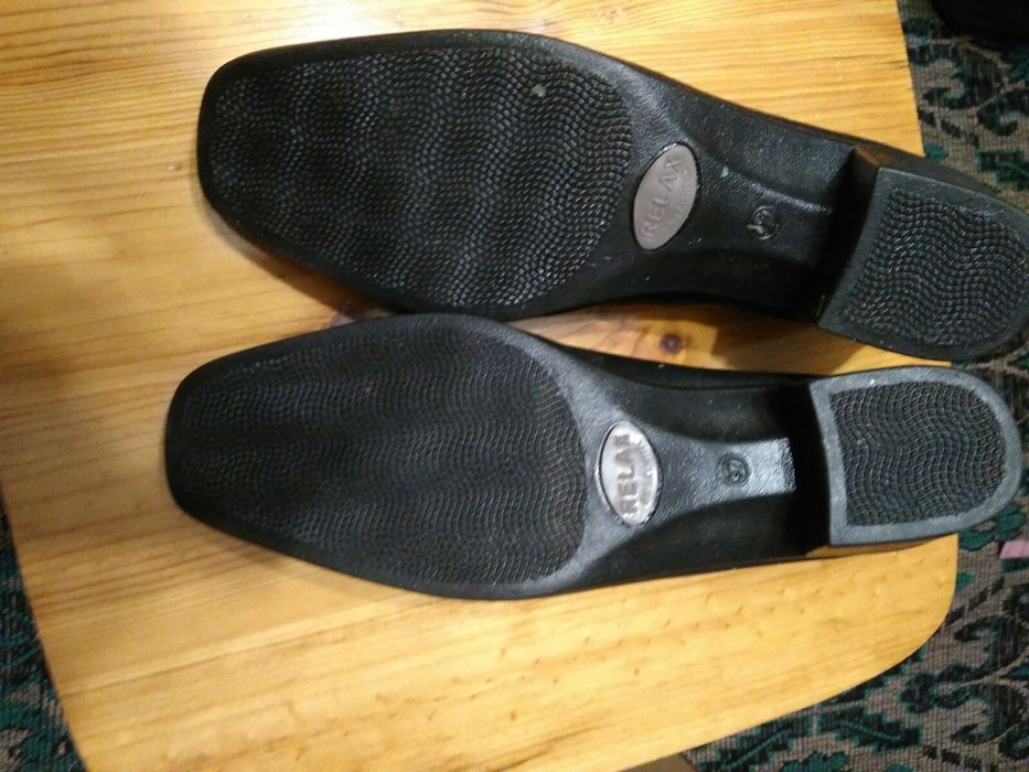 Елегантни дамски обувки - естествена кожа