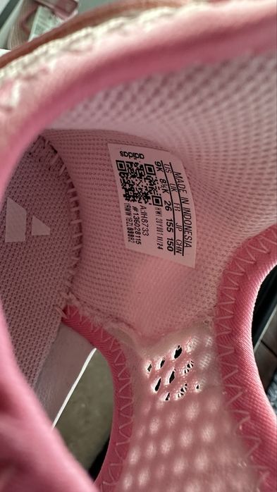 Сандали Adidas номер 26