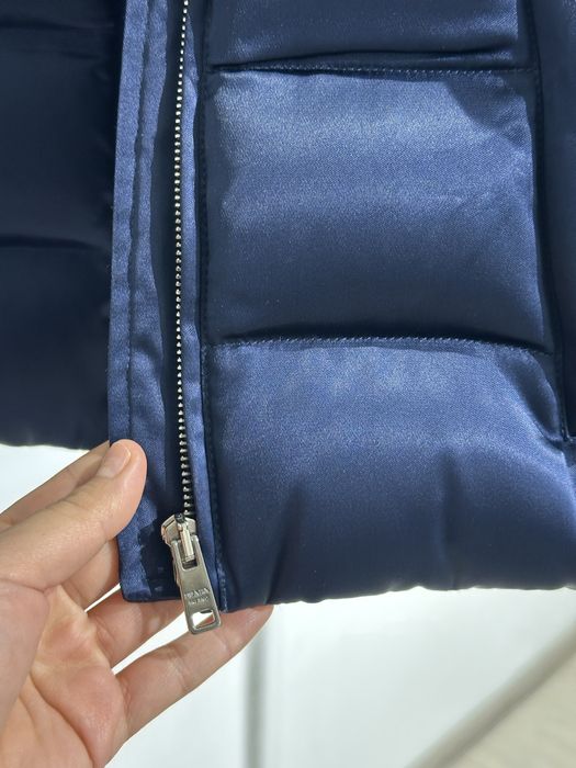 Пуховик Prada оригинал