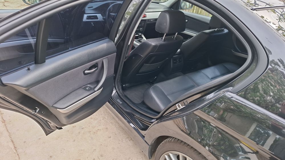 BMW  Seria 3 pachet m  177 cai