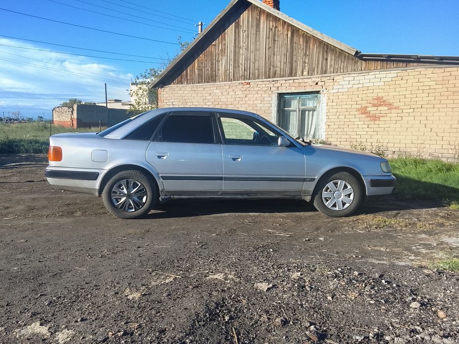 Продам Ауди 100с4
