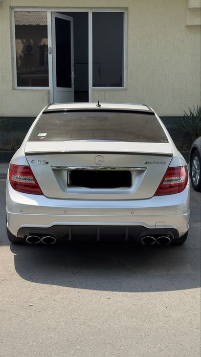Mercedes benz C63s AMG