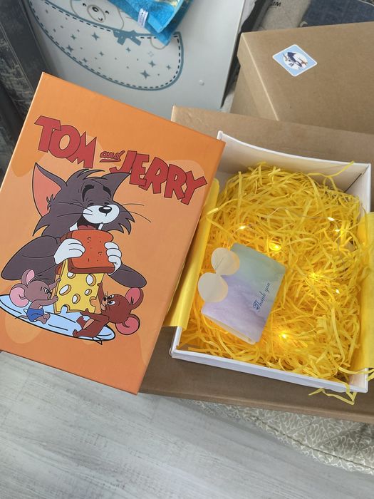 Продам подарочные коробки