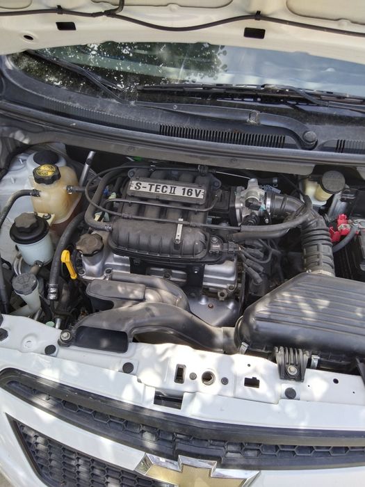 Автомашина Спарк 2011года