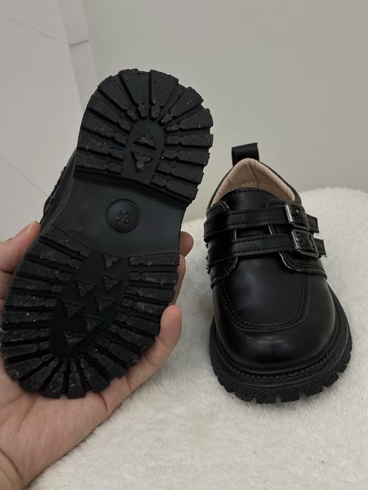 Детский обувь новый 24р