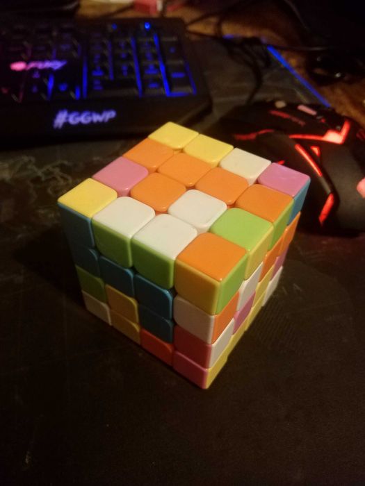Кубчета рубик 2х2х2, 3х3х3,  4х4х4