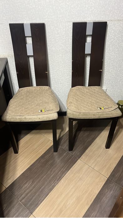 Продам стулья 1000тг