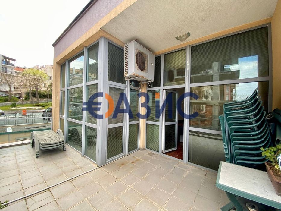 Продава се Двустаен апартамент в Несебър - 87 кв.м за 683 €/кв.м - Снимка #13