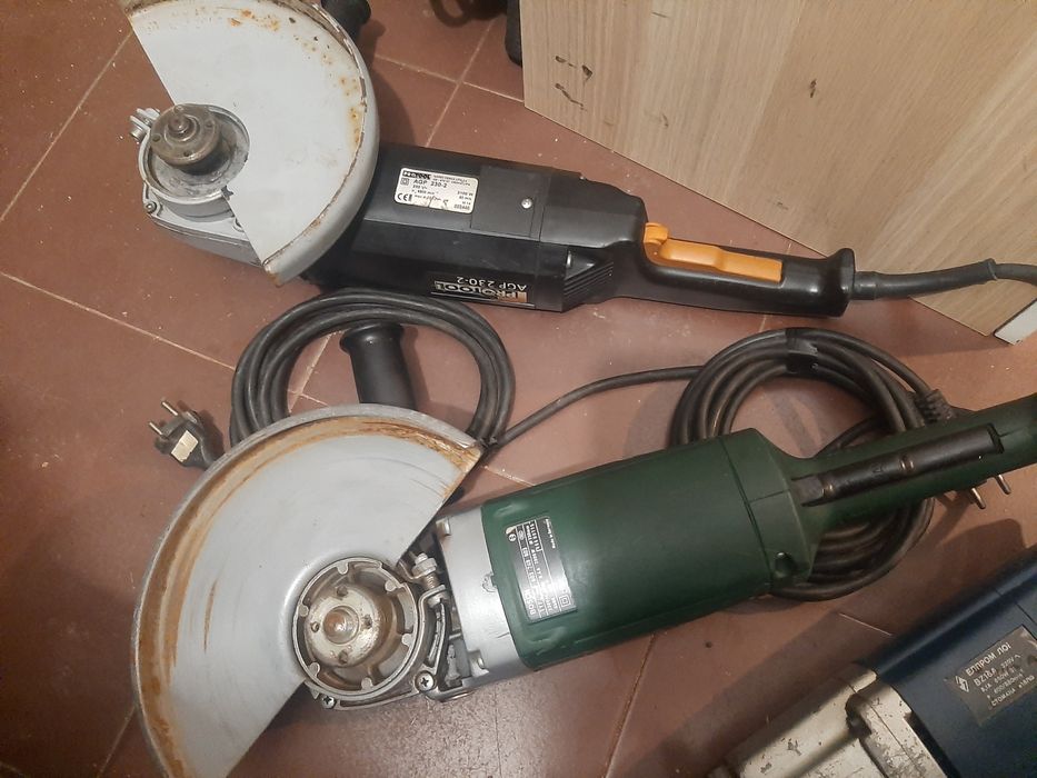 Големи ъглошлайфи и бормашина