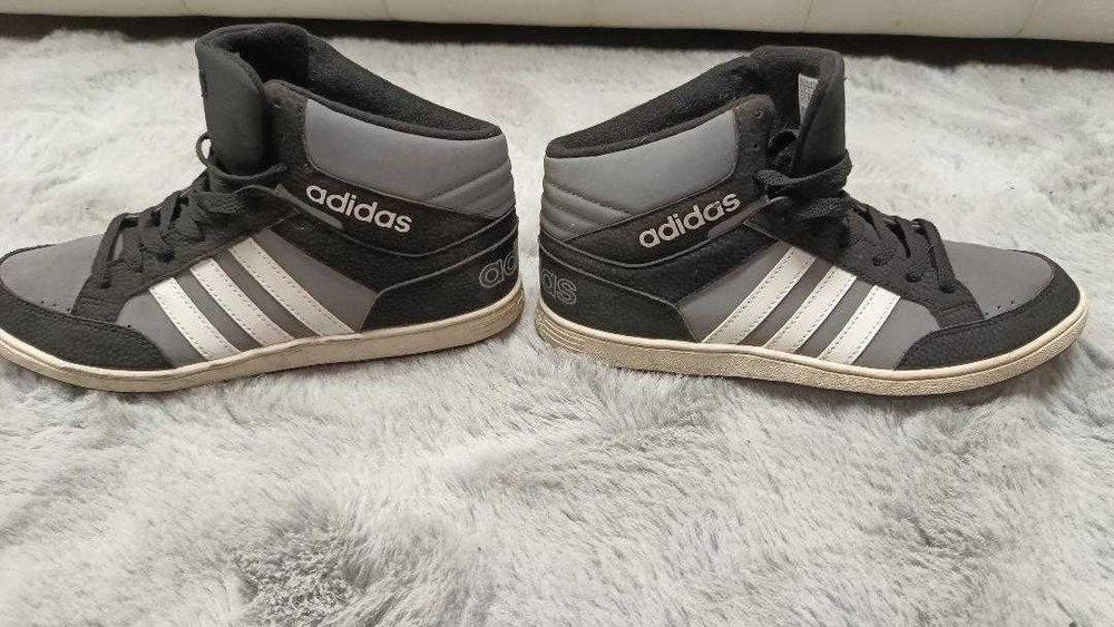 Ghete / adidasi Adidas, marime Eu 38-39 , 23.5-24 cm, stare excelenta