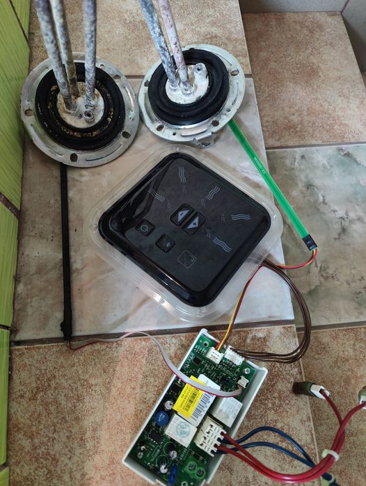 Бойлер Аристон Велис 80 резервни части