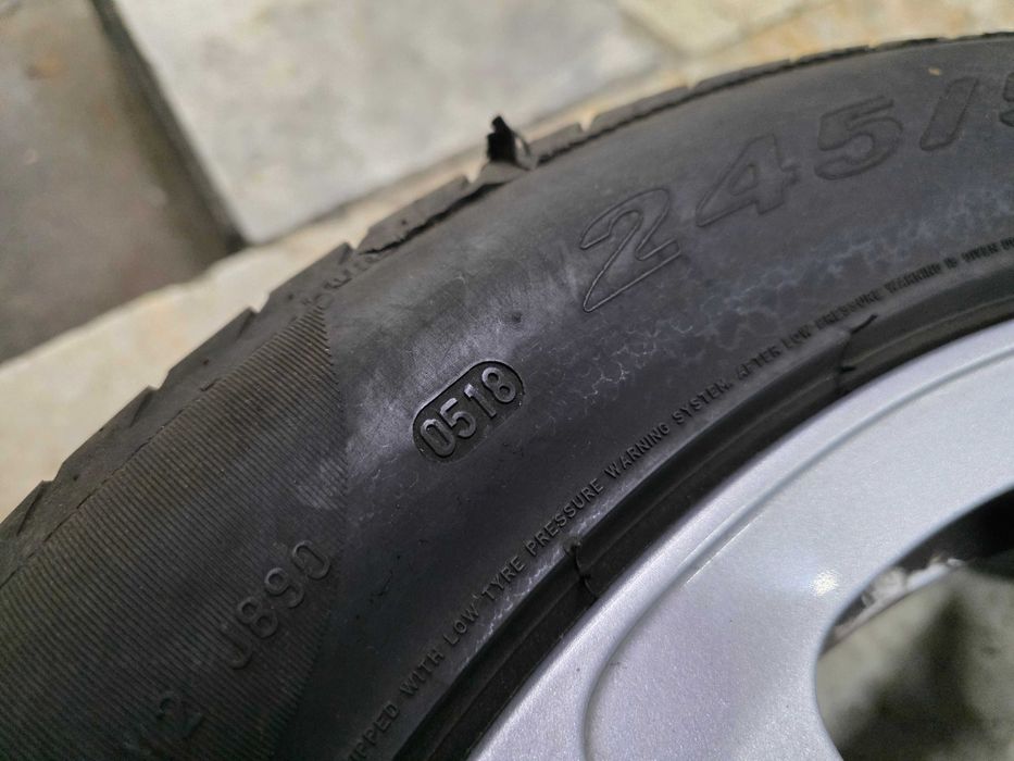 4бр Летни гуми 245 50 18 - Pirelli Runflat