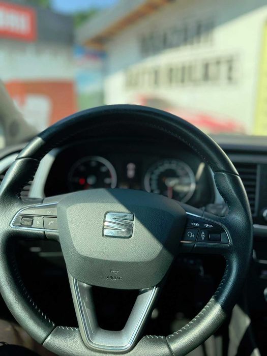 Seat Leon 2015 diesel, 5.990 € — imagine 5
