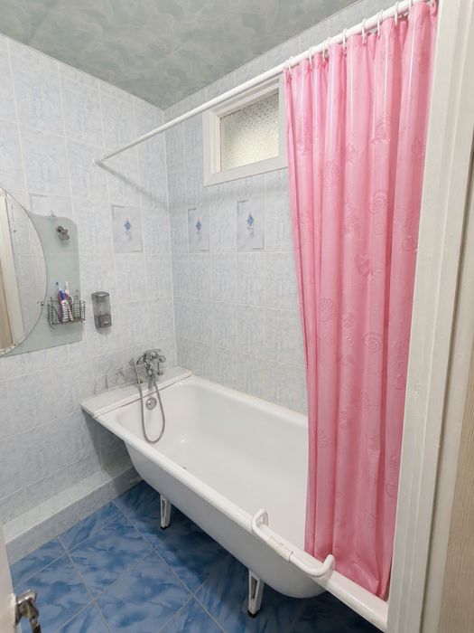 Продам 2 ком, кирпич