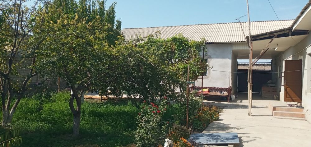 Уй сотилади юкори чирчик тумани