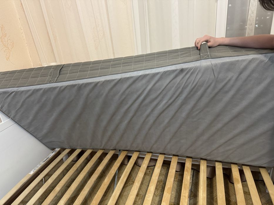 Продаем б/у кровать