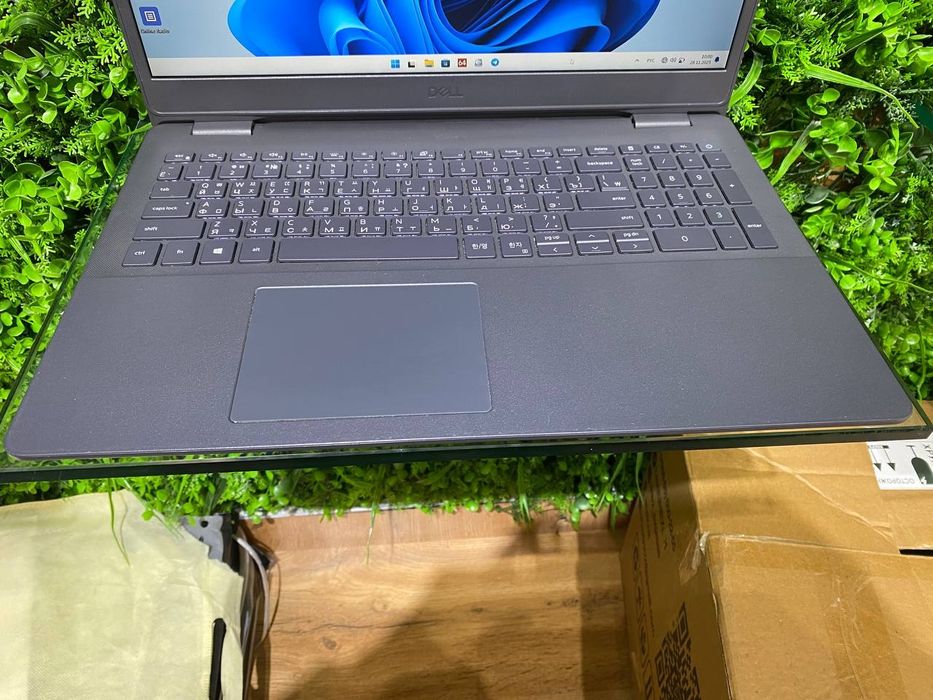 Dell i3-11 avlod ddr4 4/128 ssd nvme