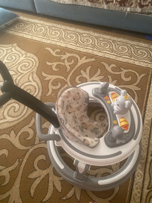 Продам ходунок детский