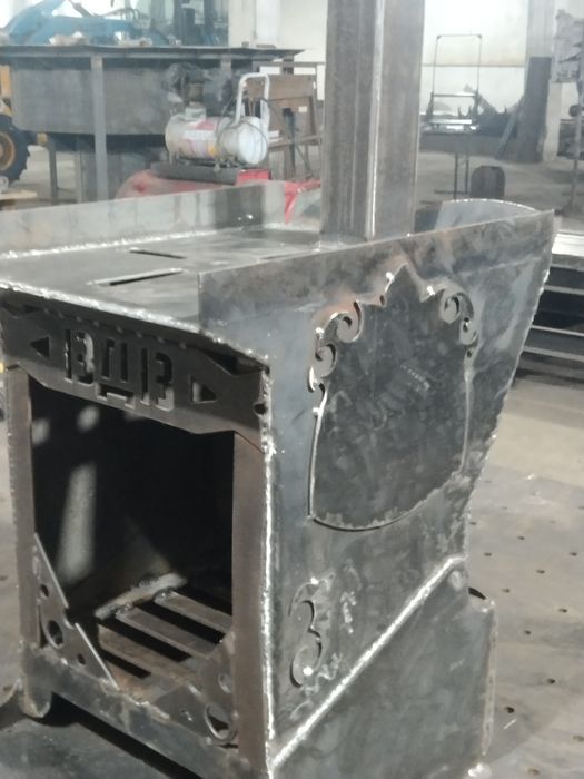 Продам печку уличную на дровах