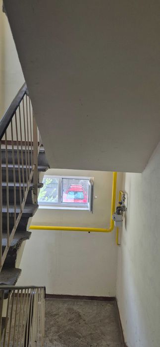 Garsonieră decomandată, mobilată, etaj 1 – Str. Henri Coandă