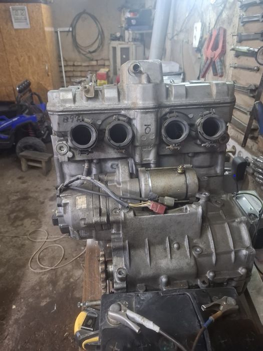 Продам мотоцикл целиком сбр 1000