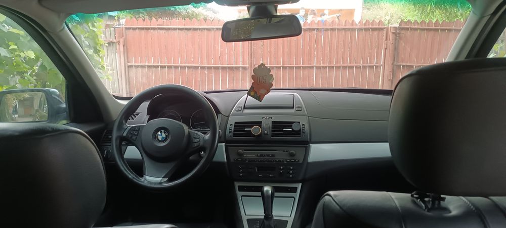 Vând BMW X3 X-Drive full opțiuni