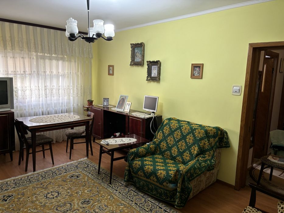 Apartament 2 camere  POMPIERI